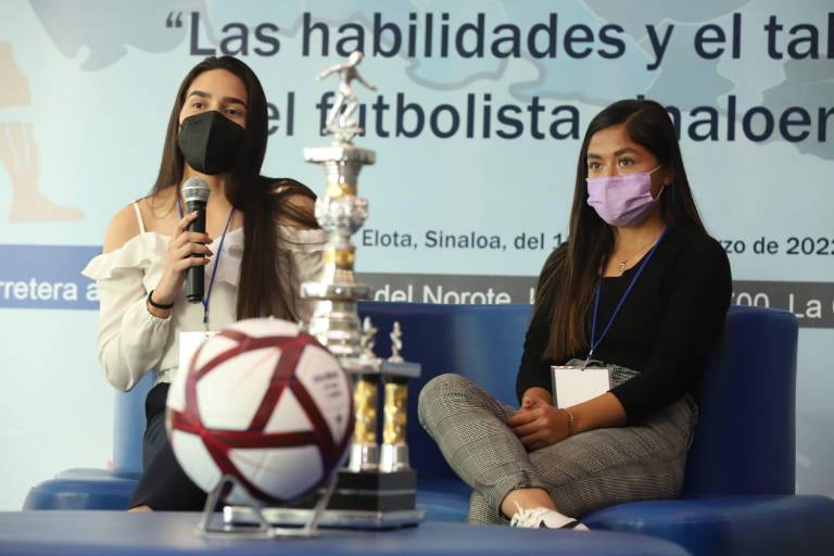 Cumplen segundo día de Coloquio ‘Las habilidades y el talento del futbolista sinaloense’