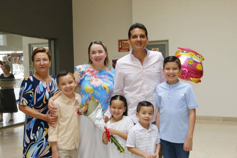 Despide La Escuela Activa Integral una generación más de sus aulas