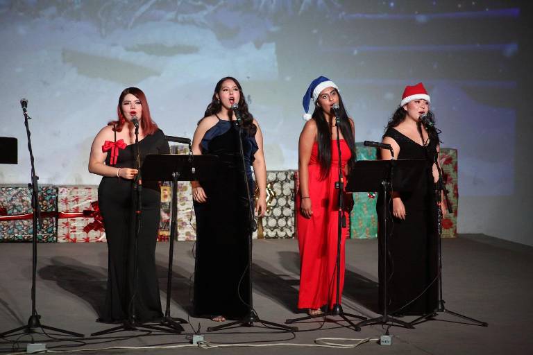 El Taller de Ópera de Sinaloa da vida a las ‘Voces de Navidad’ en concierto