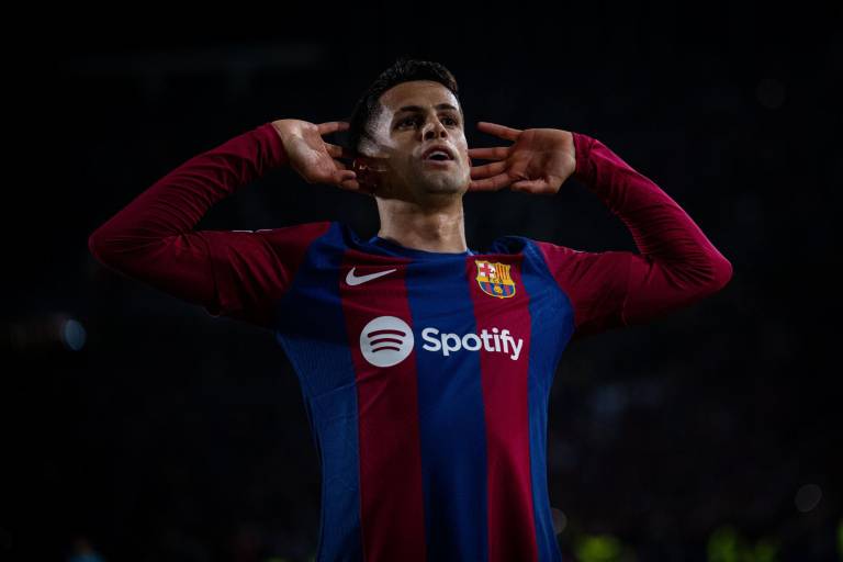 Con contundencia, Barcelona gana y se mete a cuartos de final