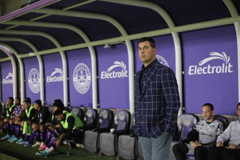 Oficial: Ismael Rescalvo termina su travesía con Mazatlán FC