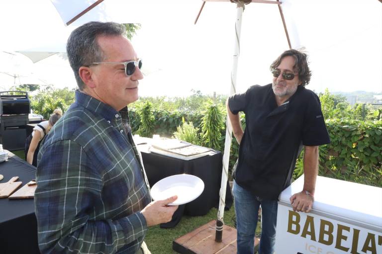 Asisten a comida en pro del Centro de Readaptación Social