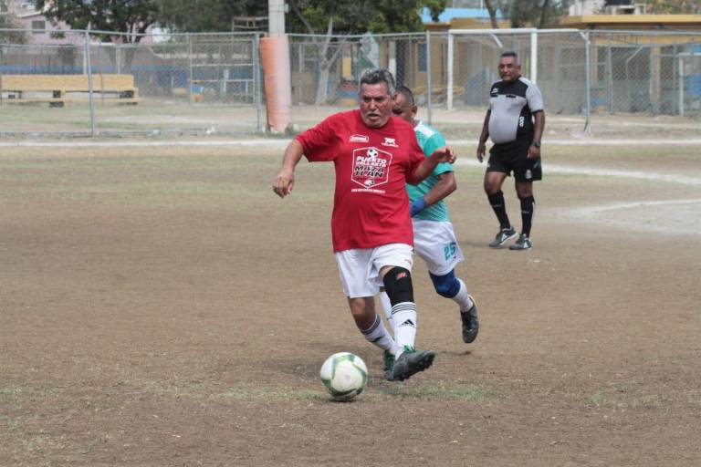 Celebrarán 100 años del futbol en Mazatlán con cuadrangular en el Muralla