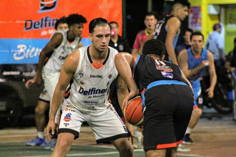 Delfines de Mazatlán define parte de su róster de cara al arranque de pretemporada
