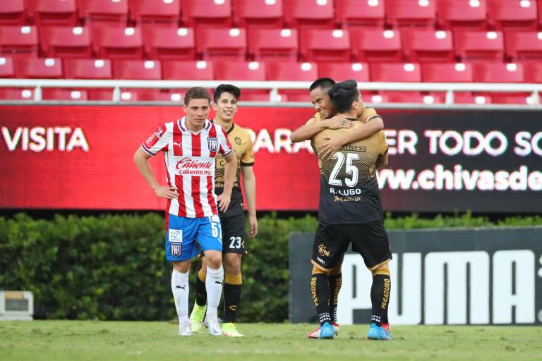 Dorados da un golpe de autoridad ante Tapatío y se mantiene como líder invicto