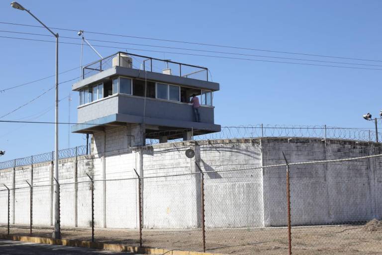 Hallan sin vida a un interno del penal de El Castillo, en Mazatlán