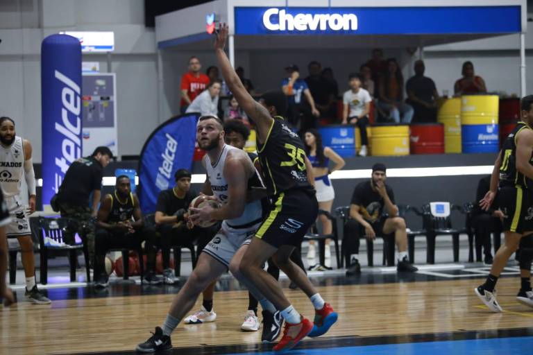 Venados Basketball cae ante Caballeros en inauguración de Cibacopa