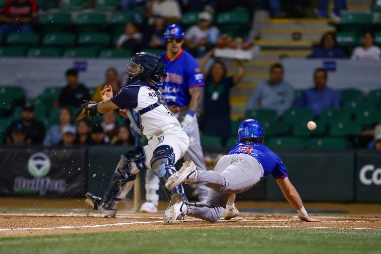 Algodoneros reaccionan tarde y caen 7-4 ante Charros