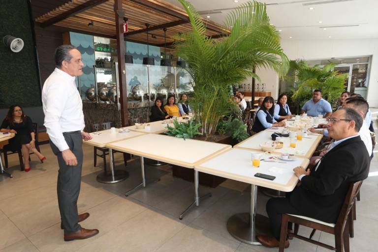 Cimaco Mazatlán reconoce la dedicación laboral de 21 colaboradores