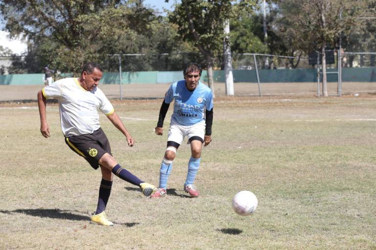 Amigos de Villafuerte se queda con el Campeón de Campeones de la Veteranos Platino
