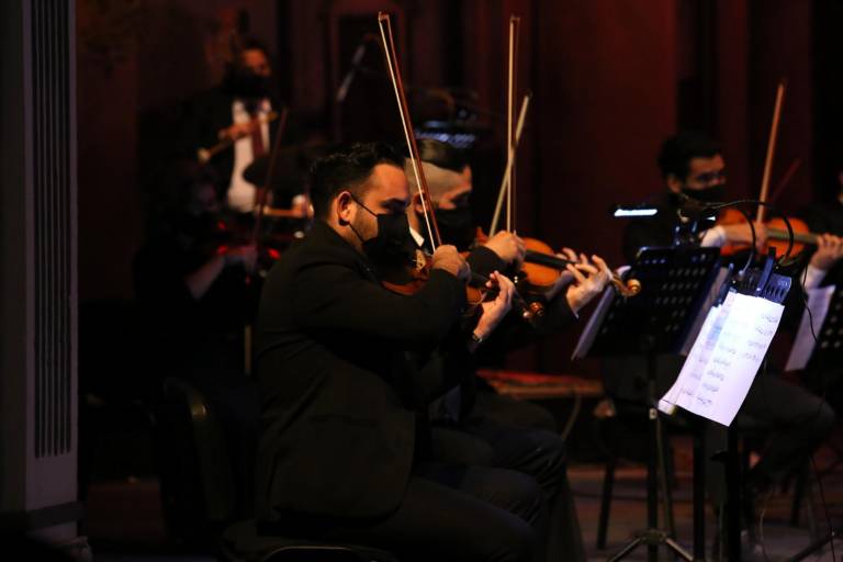 Ofrece la Camerata Mazatlán un romántico concierto de cuerdas