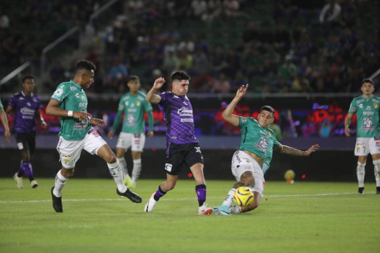 Mazatlán FC suma primer punto en el Torneo al igualar con León
