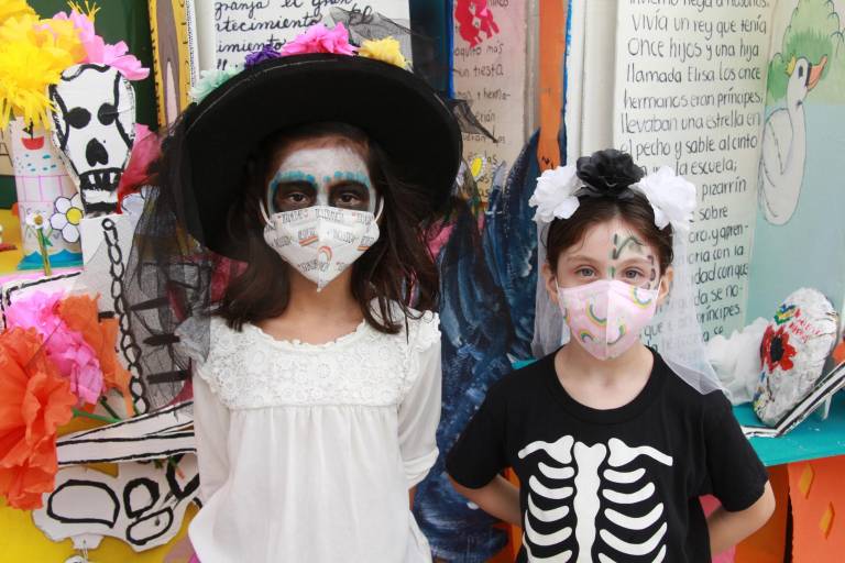 Recuerdan a los fieles difuntos en la Escuela Activa Integral