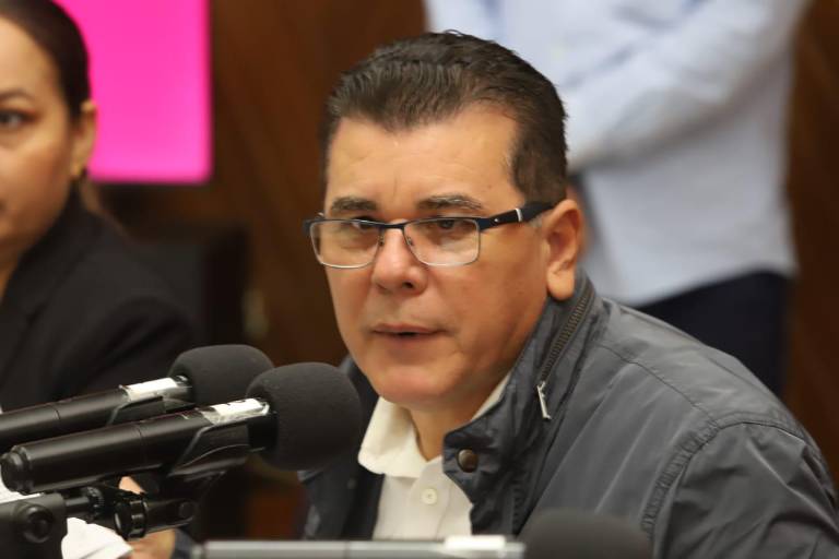 Pide Alcalde a Protección Civil ‘aplicarse’ contra la pirotecnia y retenes en Mazatlán