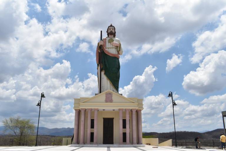 Inaugurará Gobernador estatua gigante de San Judas Tadeo en Badiraguato este martes
