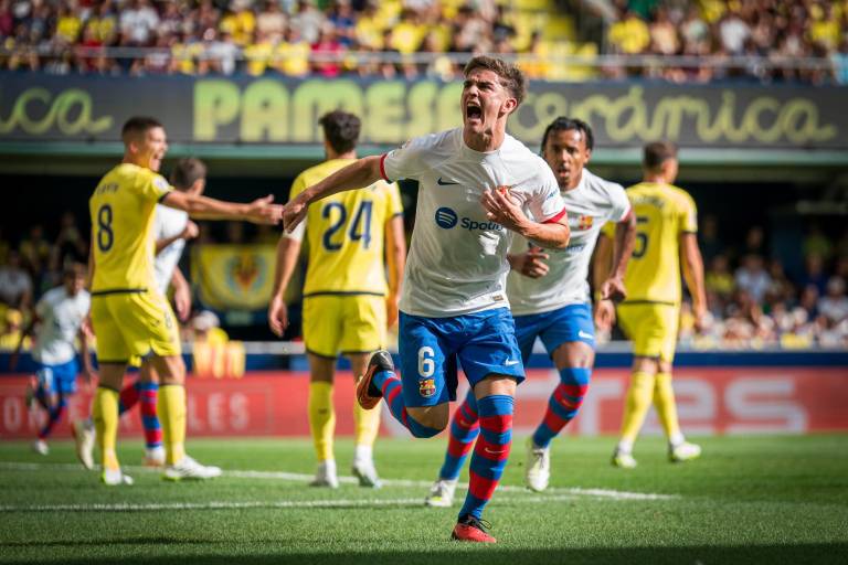 El Barcelona se lleva una locura de partido en La Cerámica