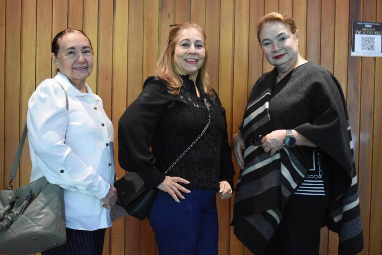 Abre la OSSLA el año nuevo con festivo concierto