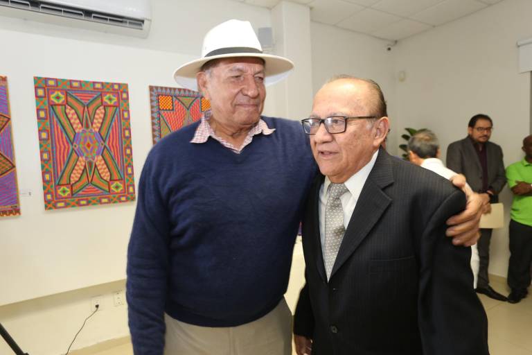 José Ángel Pescador Osuna recibe un homenaje en vida