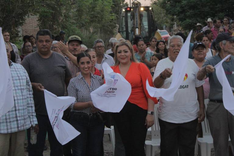 Inician obras de pavimentación en Cacalotán, en Rosario
