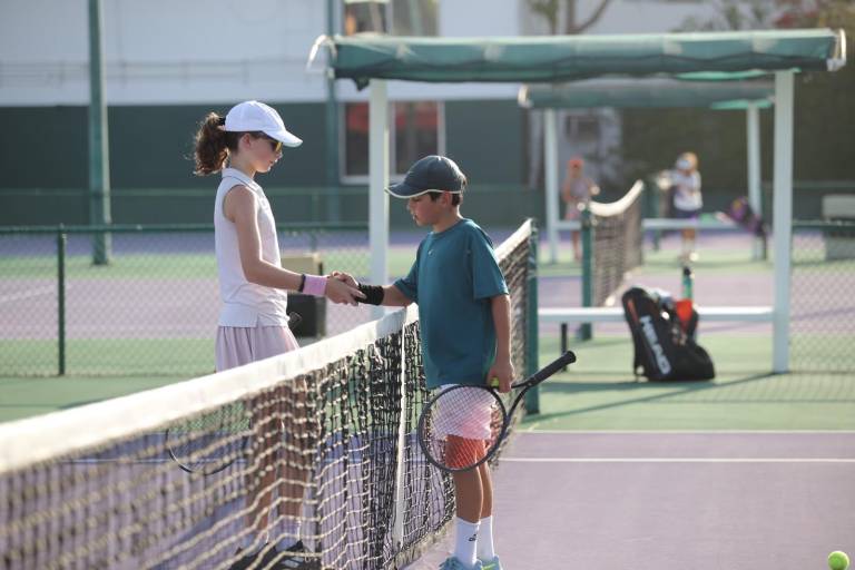 Andrés Pérez debuta con victoria en Copa Amstel de Tenis