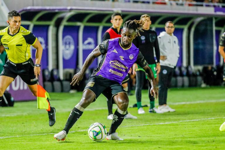 Aké Loba y Jefferson Intriago no jugarán ante León