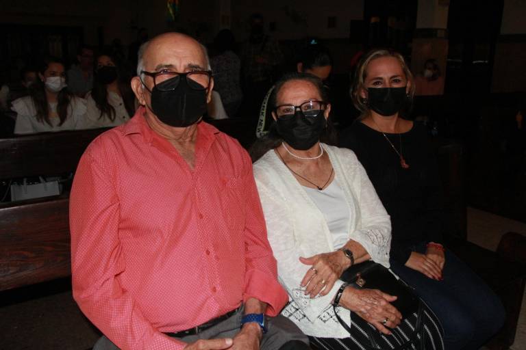 Viven una Navidad musical en la parroquia de la Sagrada Familia