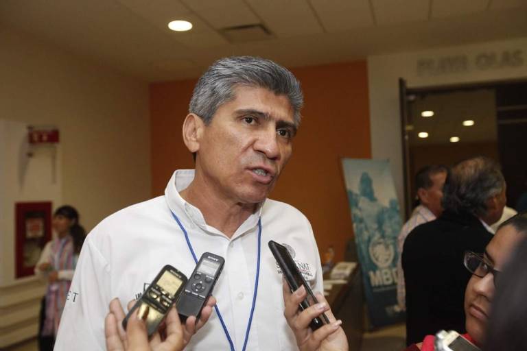 Jorge Abel llaman al PRI a ‘poner los pies sobre la tierra’