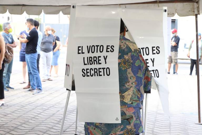 En Mazatlán inicia la consulta de Revocación de Mandato; casilla especial, en la Conapesca