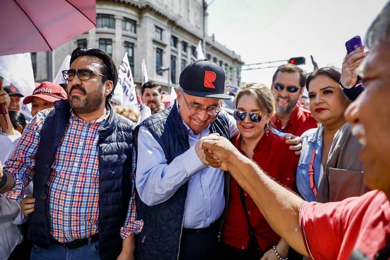 Acompaña Rocha Moya en mitin al Presidente López Obrador