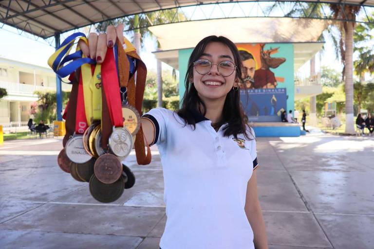 Ángela María Flores representará a México en la Olimpiada Europea Femenil de Matemáticas 2025