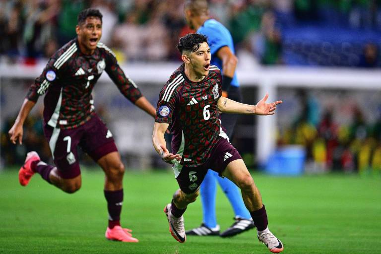 Brilla sinaloense Luis Romo en victoria de México en la Copa América