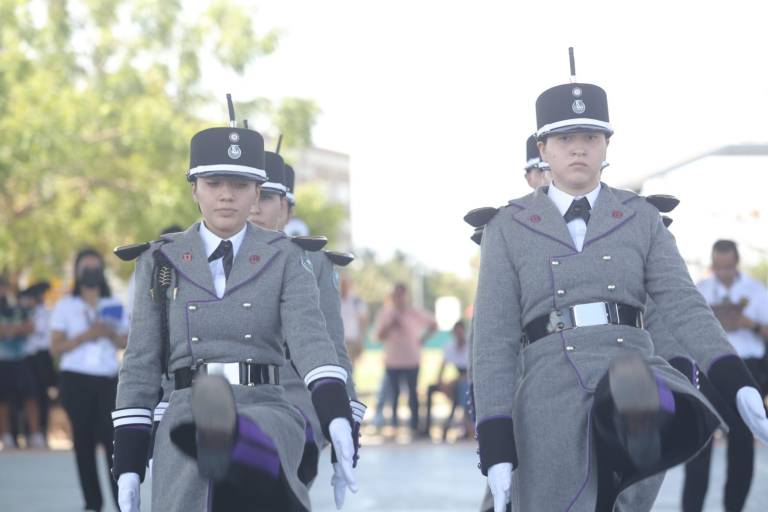 Arrasa Universidad Autónoma de Chihuahua con Nacional de Escoltas celebrado en Mazatlán