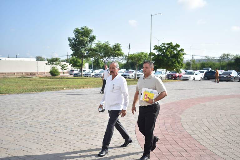 Viudas de policías testifican contra Estrada Ferreiro en inicio de juicio oral