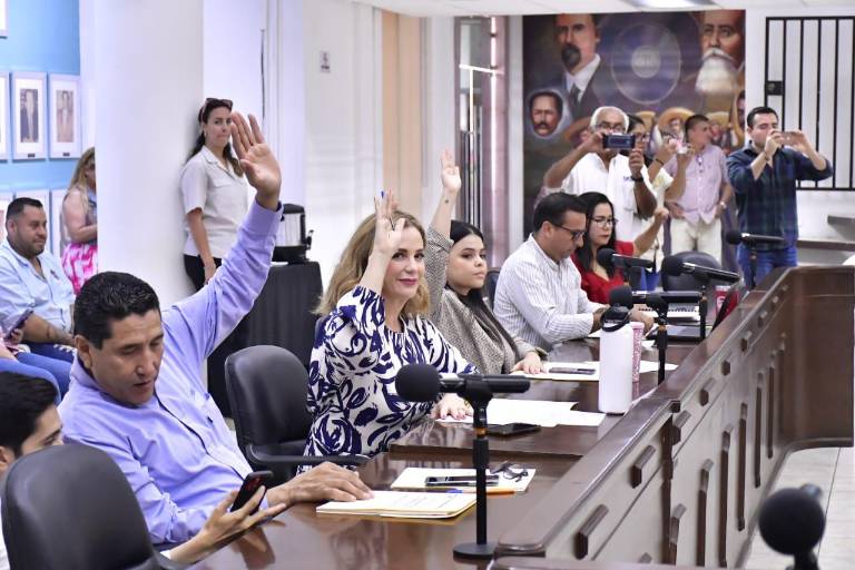 Reasigna Cabildo de Mazatlán $40 millones para comprar medicamentos oncológicos