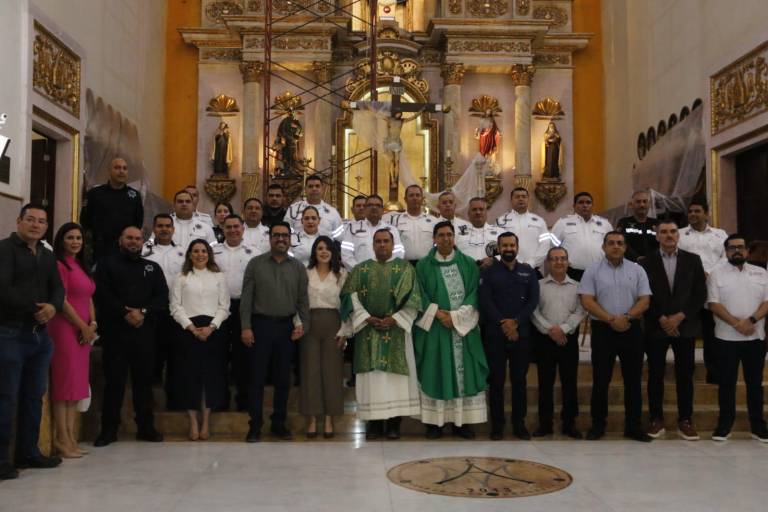 Celebran misa de acción de gracias por Día del Policía en Culiacán