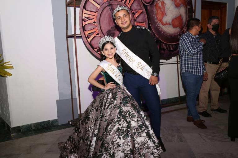 Viven la gran fiesta en la elección de Carolina, Reina del Carnaval de Mazatlán