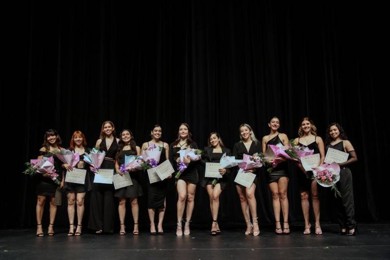 Con gala de danza egresa una nueva generación del Isic