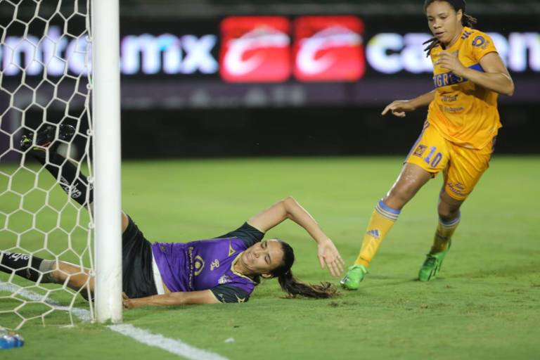 Me responsabilizo por la derrota: Juan Carlos Mendoza, director técnico de Mazatlán Femenil