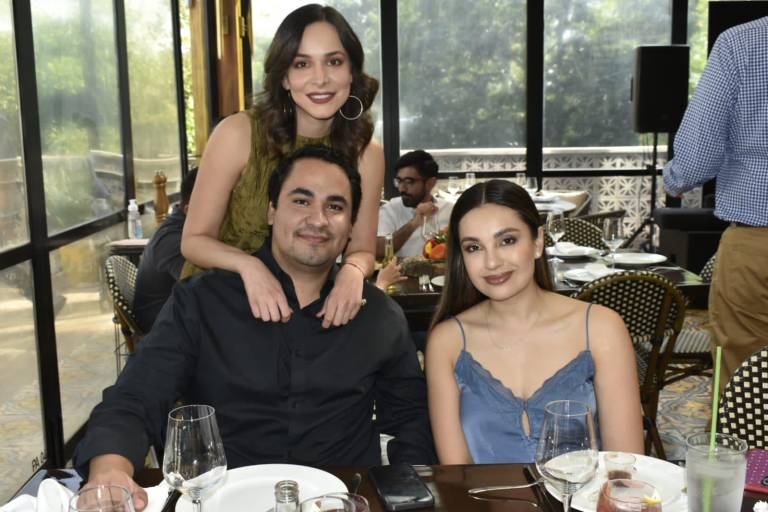 El maestro taquero Héctor Beltrán recibe homenaje de Cayenna