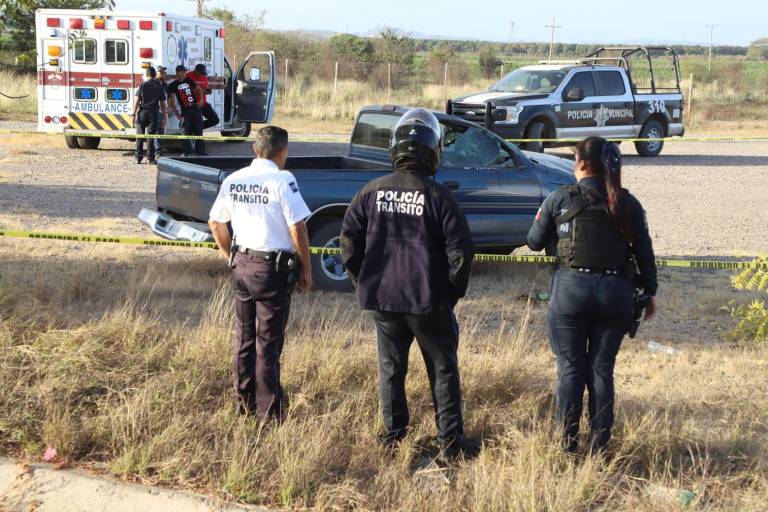 Mujer muere en volcadura a la altura de El Pozole, en Mazatlán