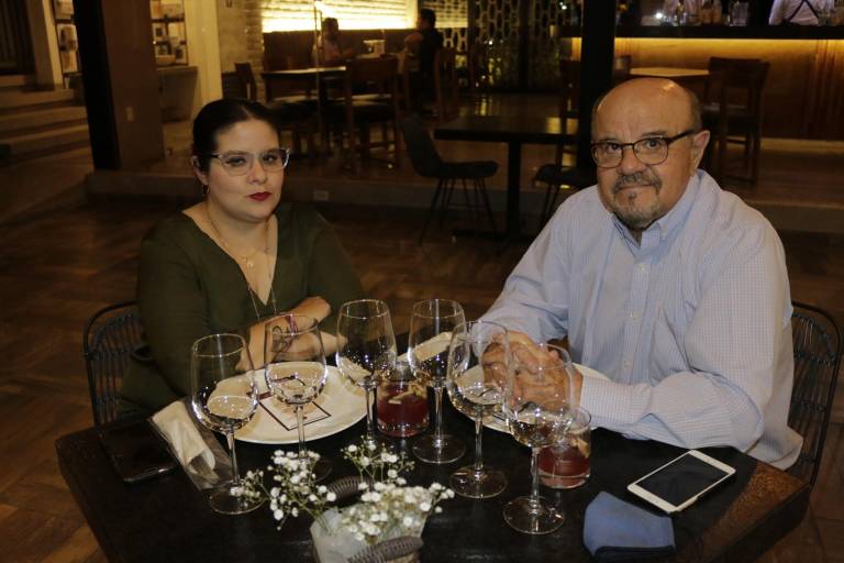 Viven en El Caprichito una velada de sabor