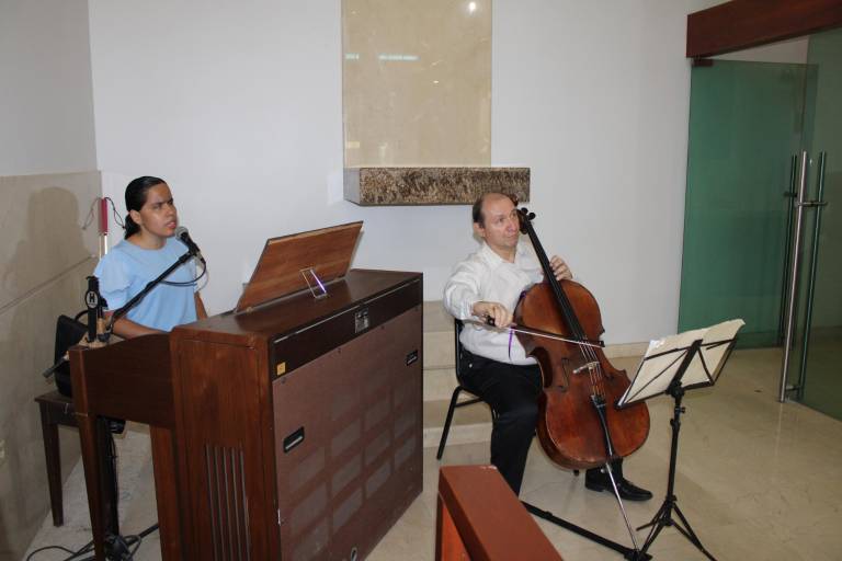 Ya son fieles católicos Eugenio y Vladimir Kolesnikov