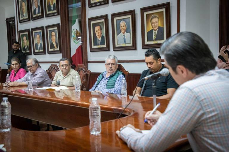 Se reúne Alcalde y representantes Asociación de Mercados Municipales de Culiacán