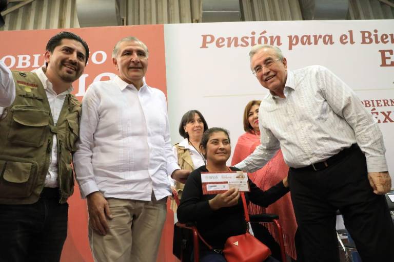 Personas con discapacidad de Sinaloa reciben Tarjeta del Bienestar para su pensión