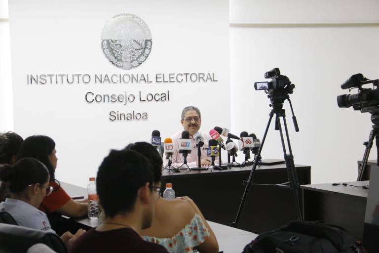 Solicitan debate en cuatro distritos federales, confirma INE Sinaloa