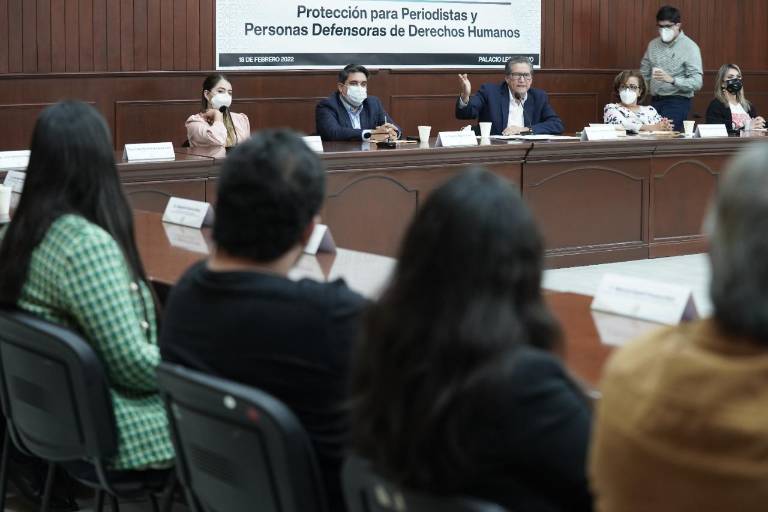 Habrá ley de protección a periodistas y defensores de derechos humanos, dicen Diputados