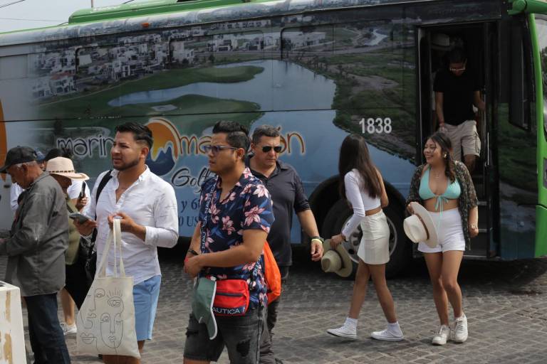 Pese a comentarios negativos, visitantes confían en la seguridad de Mazatlán