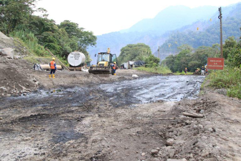 $!Nuevo derrame de petróleo en Ecuador se suma a la cadena de desastres provocados por la erosión del río Coca