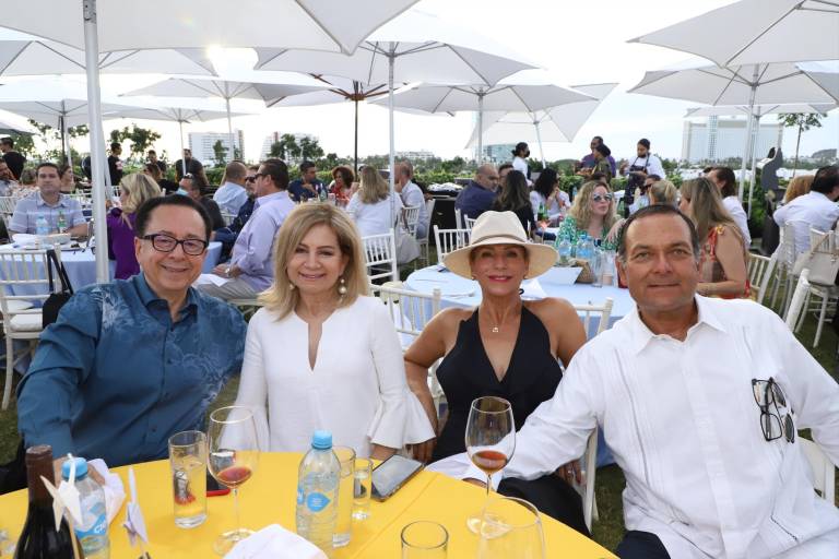 Cocinan chefs para ayudar al Centro de Readaptación Social