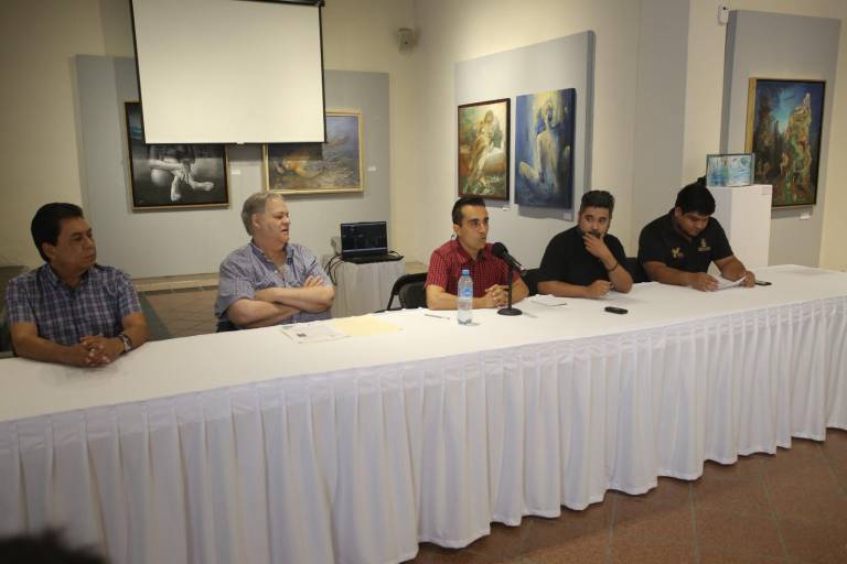 Destaca ‘El clavadista’, las atracciones turísticas de Mazatlán